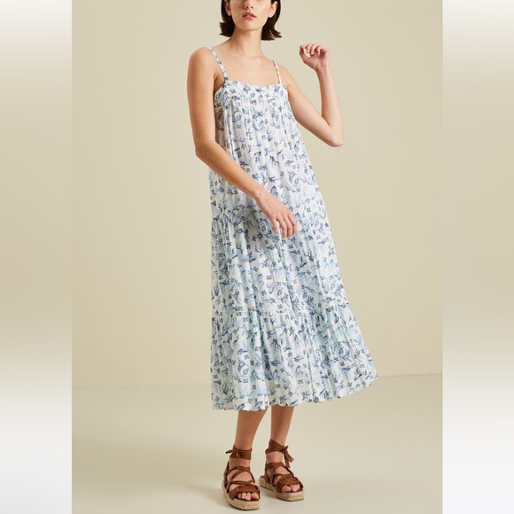 MaxMara Dresses & Skirts - SOLD! MAXMARA LEISURE Label-cut ‘Potus’ Logo Print Dress Size: Small US4 Spring